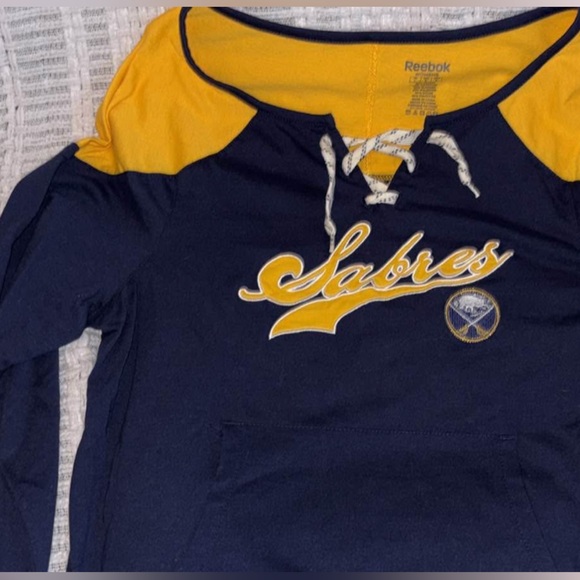 Reebok Tops - Reebok Buffalo Sabres NHL top